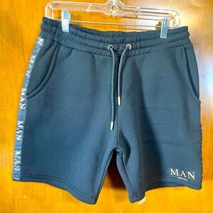 BNWT black medium Man shorts